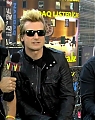 Green_Day_VH1_News_Interview_2012_28129_mp40099.jpg