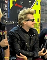 Green_Day_VH1_News_Interview_2012_28129_mp40110.jpg