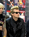 Green_Day_VH1_News_Interview_2012_28129_mp40140.jpg
